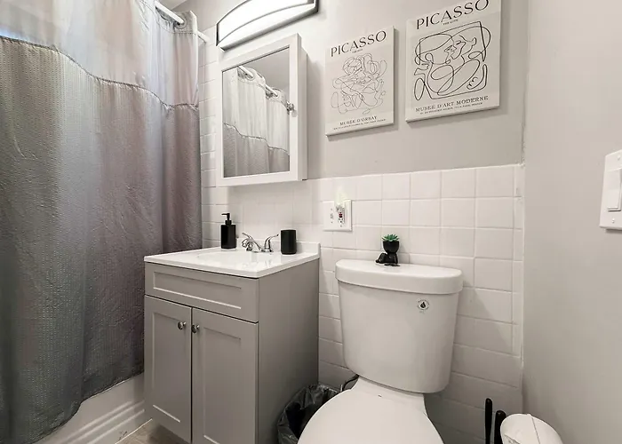 Cozy 1br Near Dining & Shops - Kimball C2 *